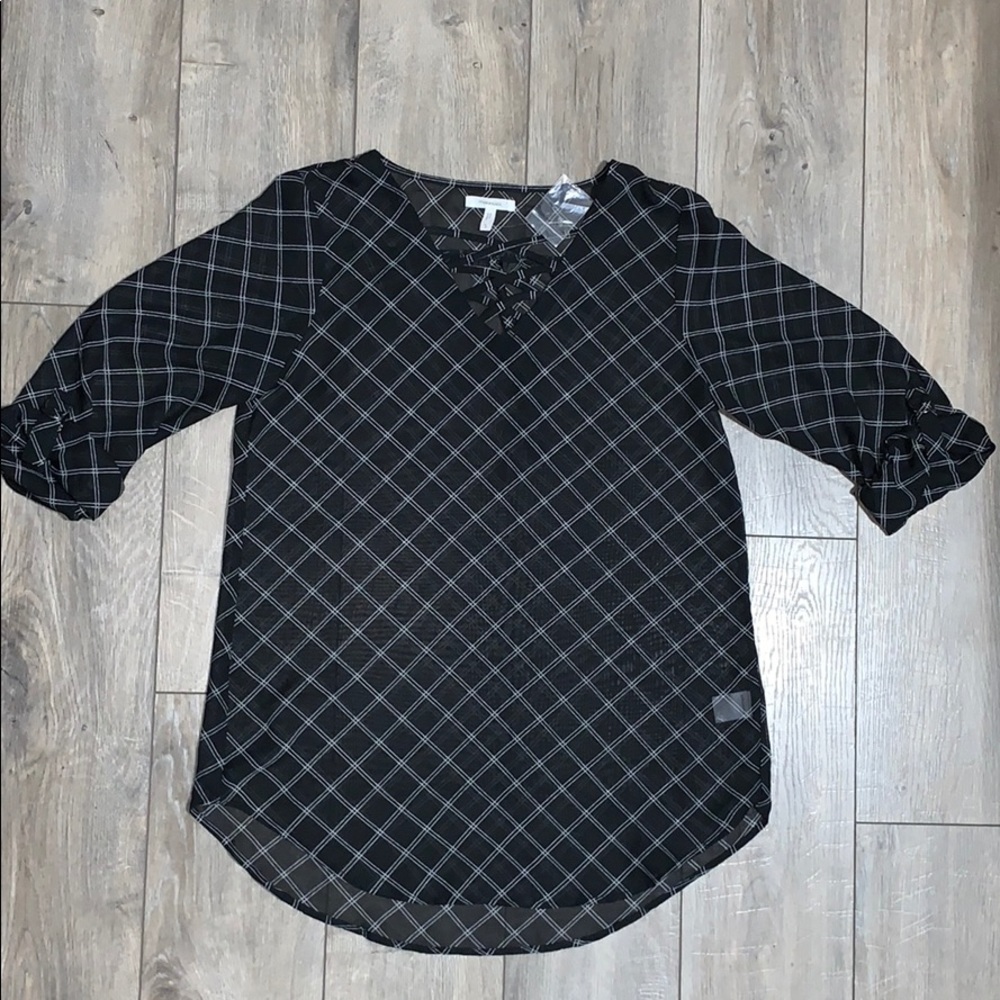 Sold NWOT Maurices Diamond Blouse